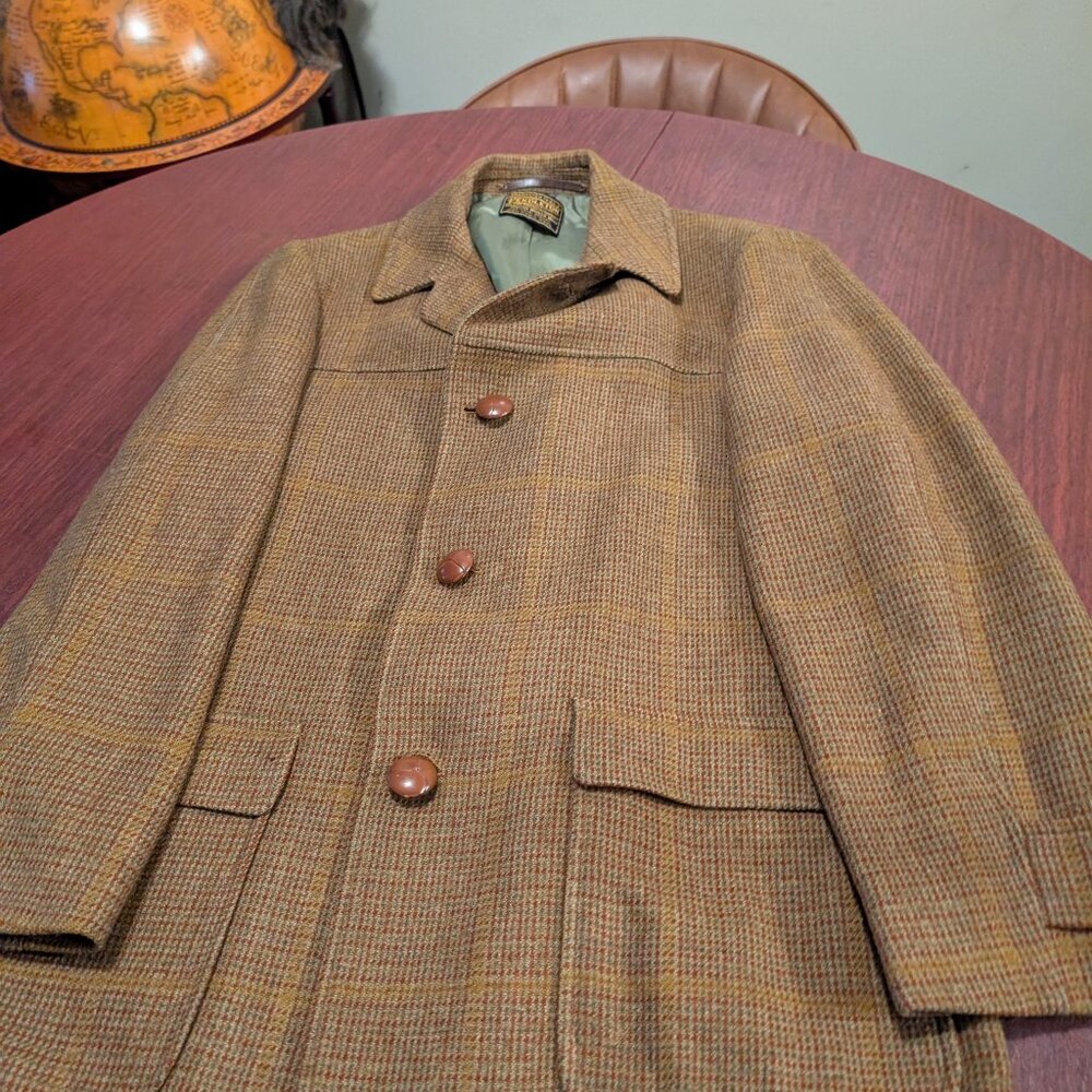 Vintage Pendleton Overcoat – Size Medium – Wool Blend